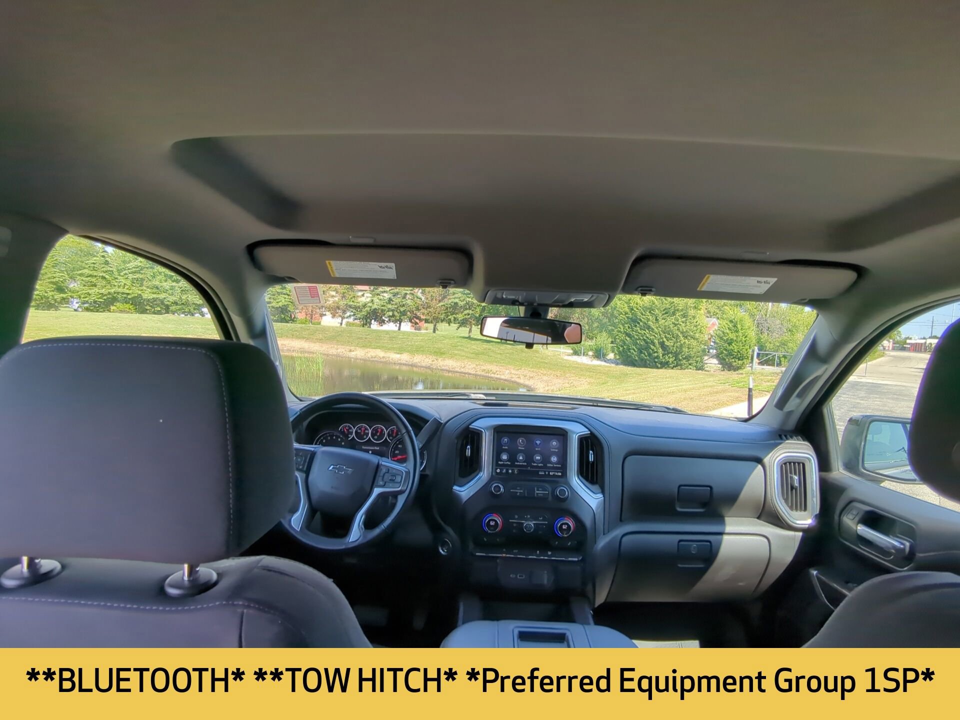 2022 Chevrolet Silverado 1500 RST photo 3