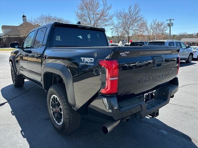 2024 Toyota Tacoma TRD Sport photo 5