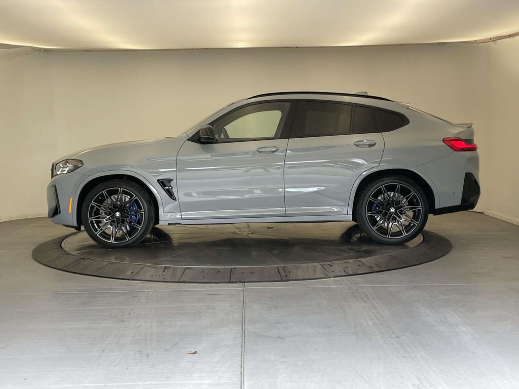 2025 Bmw X4 photo 2