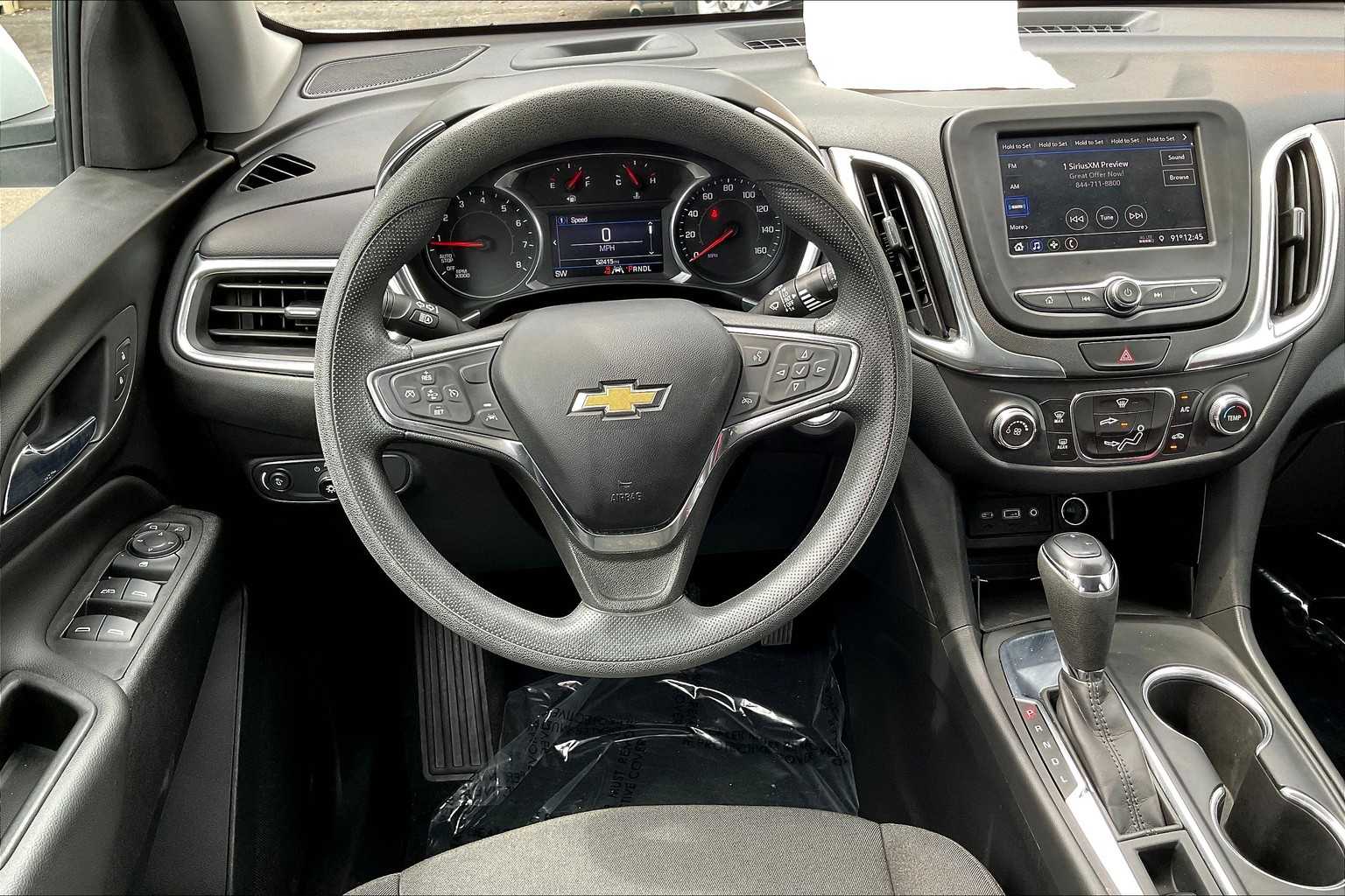 2021 Chevrolet Equinox LT photo 4