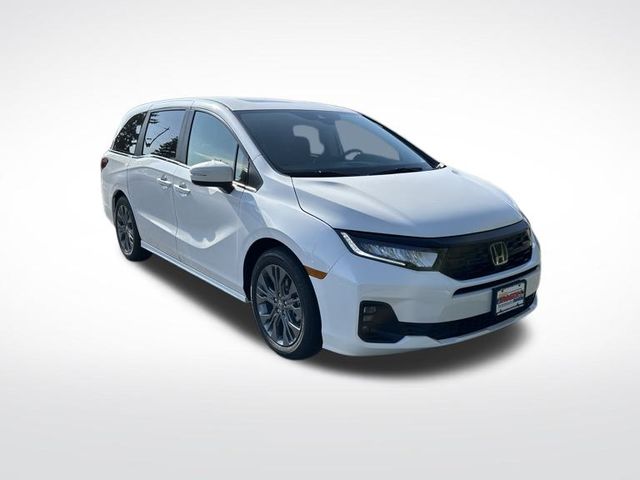 2026 Honda Odyssey Touring photo 7