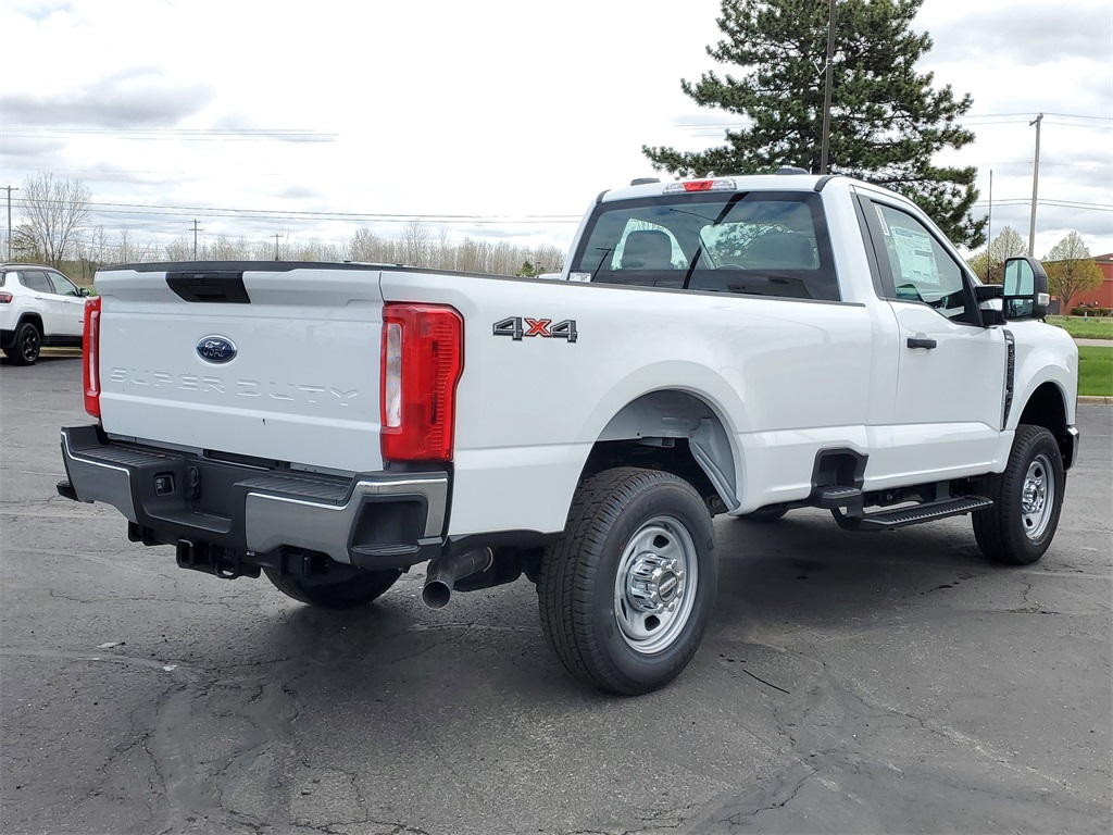 2025 Ford F-350 XL photo 5