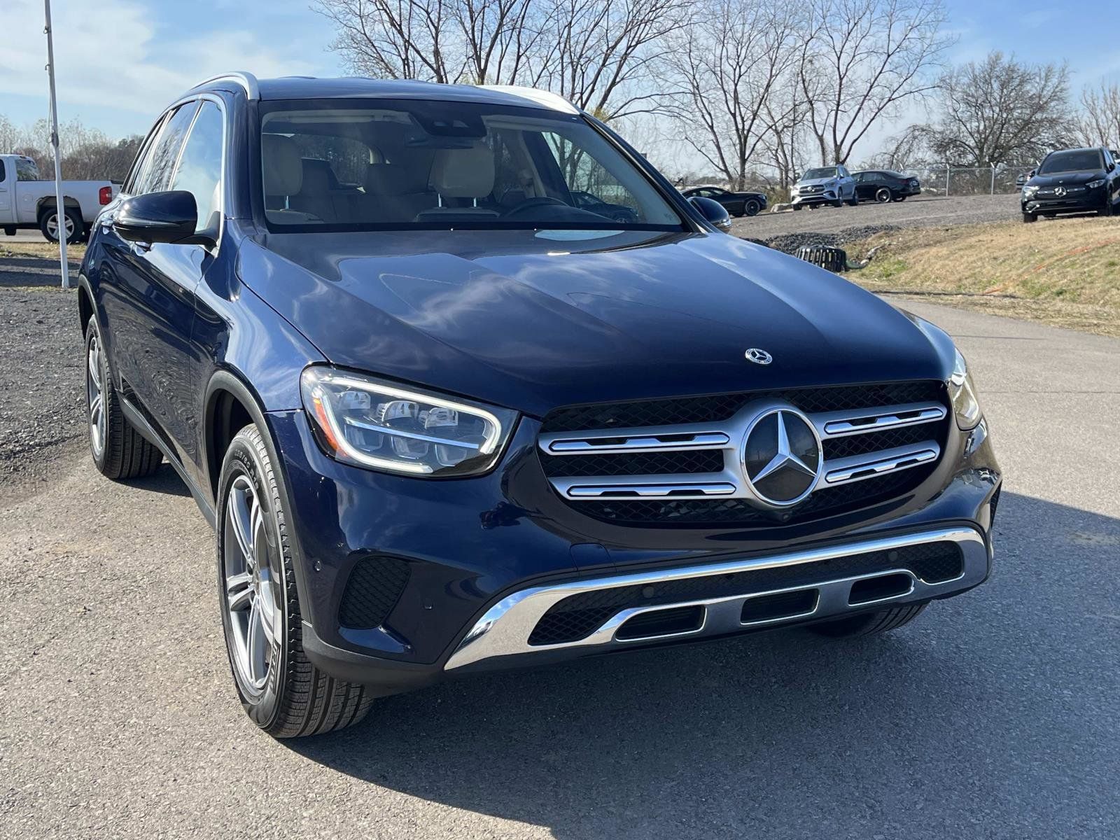 2022 Mercedes-Benz GLC GLC300's photo