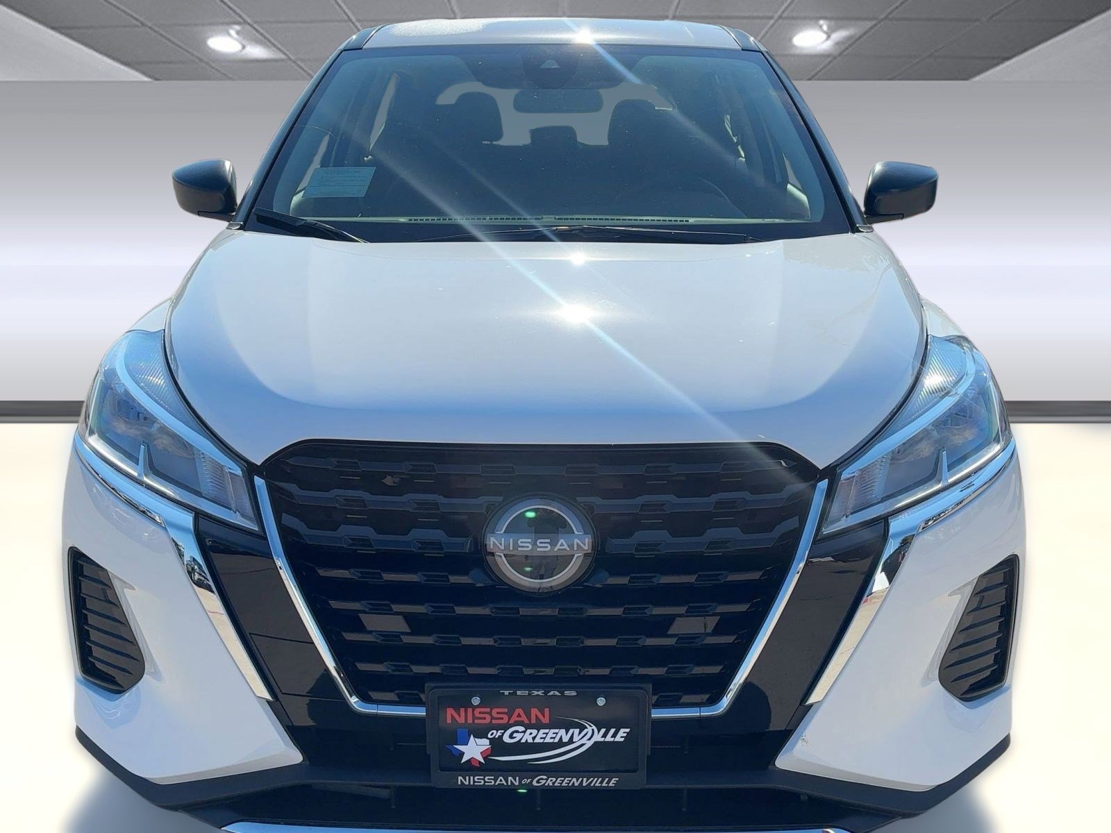 2025 Nissan Kicks Play S photo 6