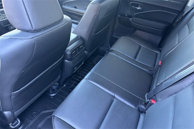 2025 Honda Ridgeline RTL photo 10