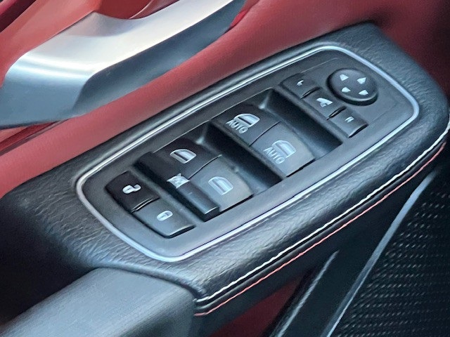 2022 Ram 1500 Rebel photo 32