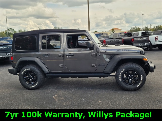 2022 Jeep Wrangler Unlimited Willys photo 8