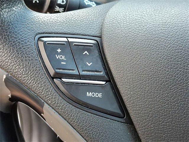 2012 Hyundai Sonata GLS photo 16