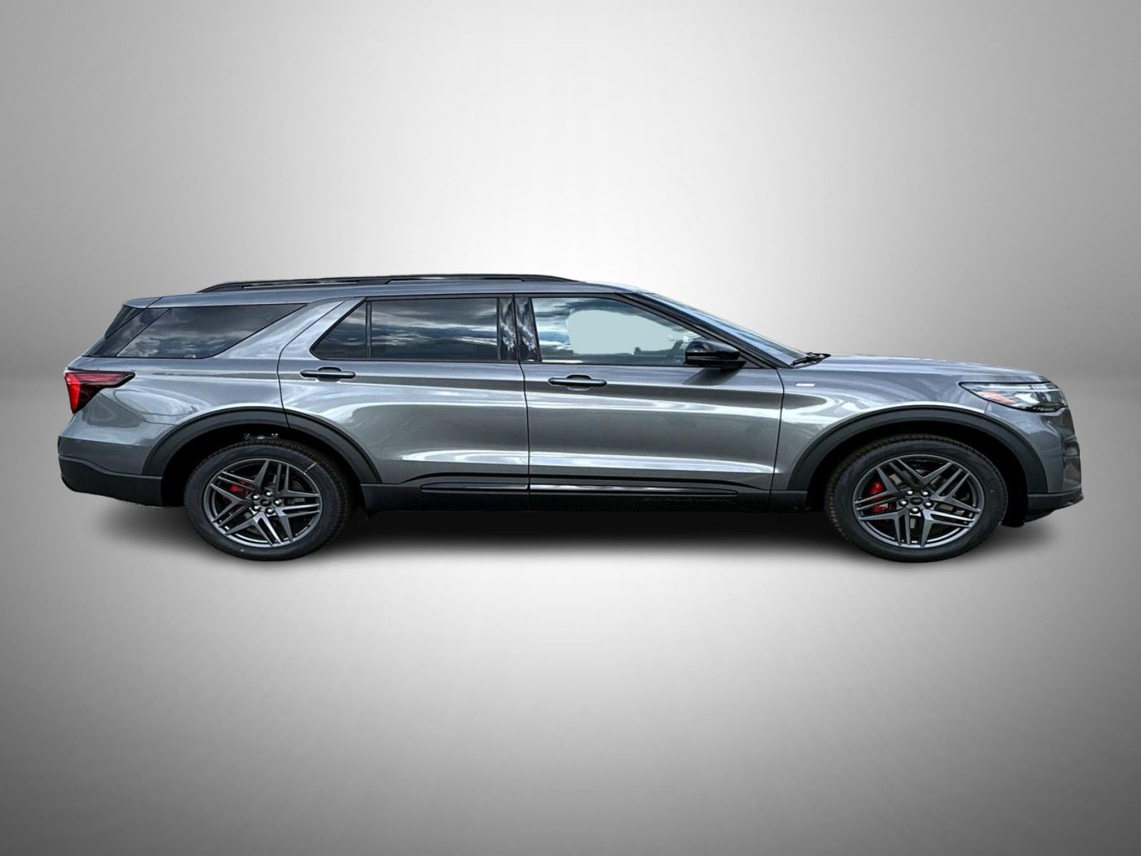 2025 Ford Explorer ST-Line photo 4