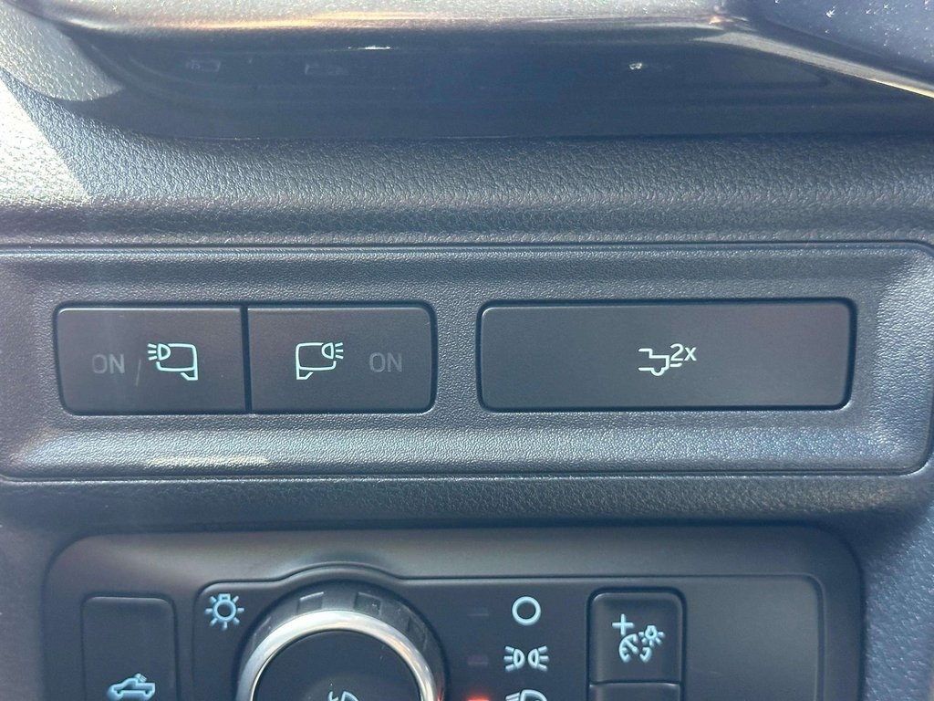 2022 Ford F-150 XLT photo 22