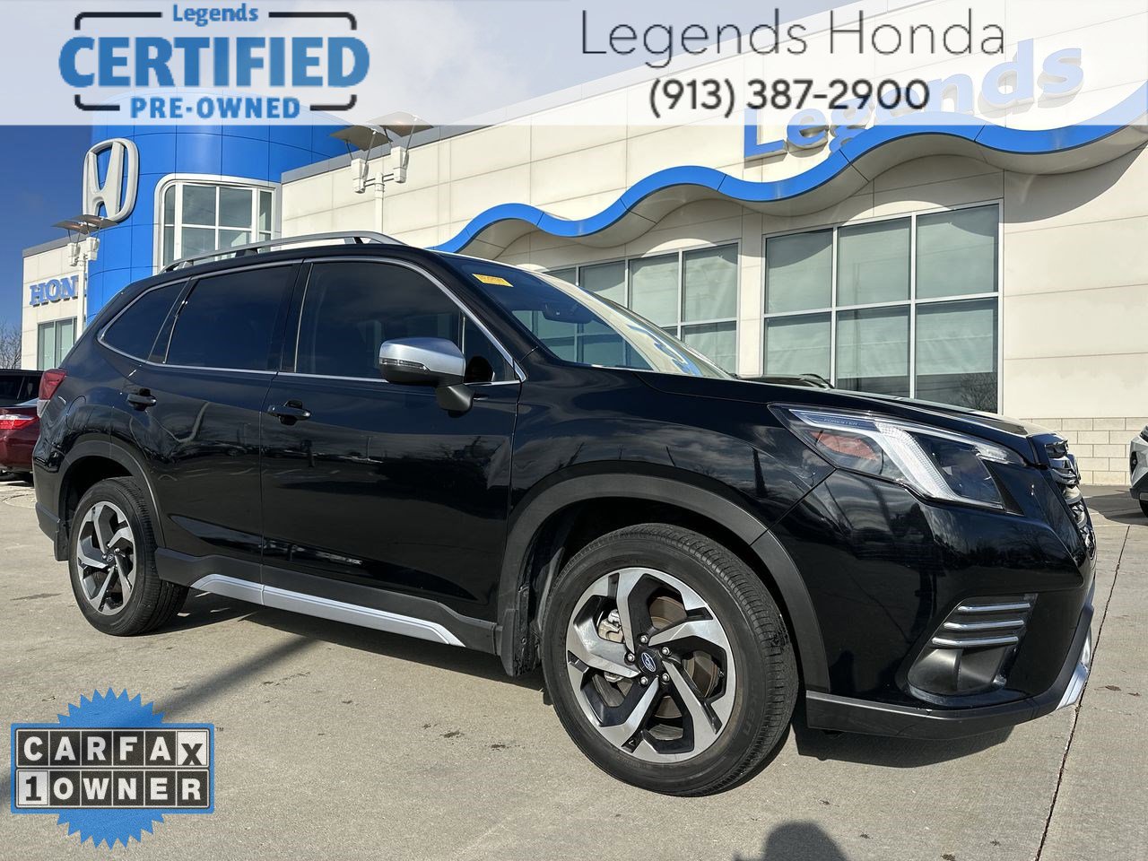 2023 Subaru Forester Touring's photo