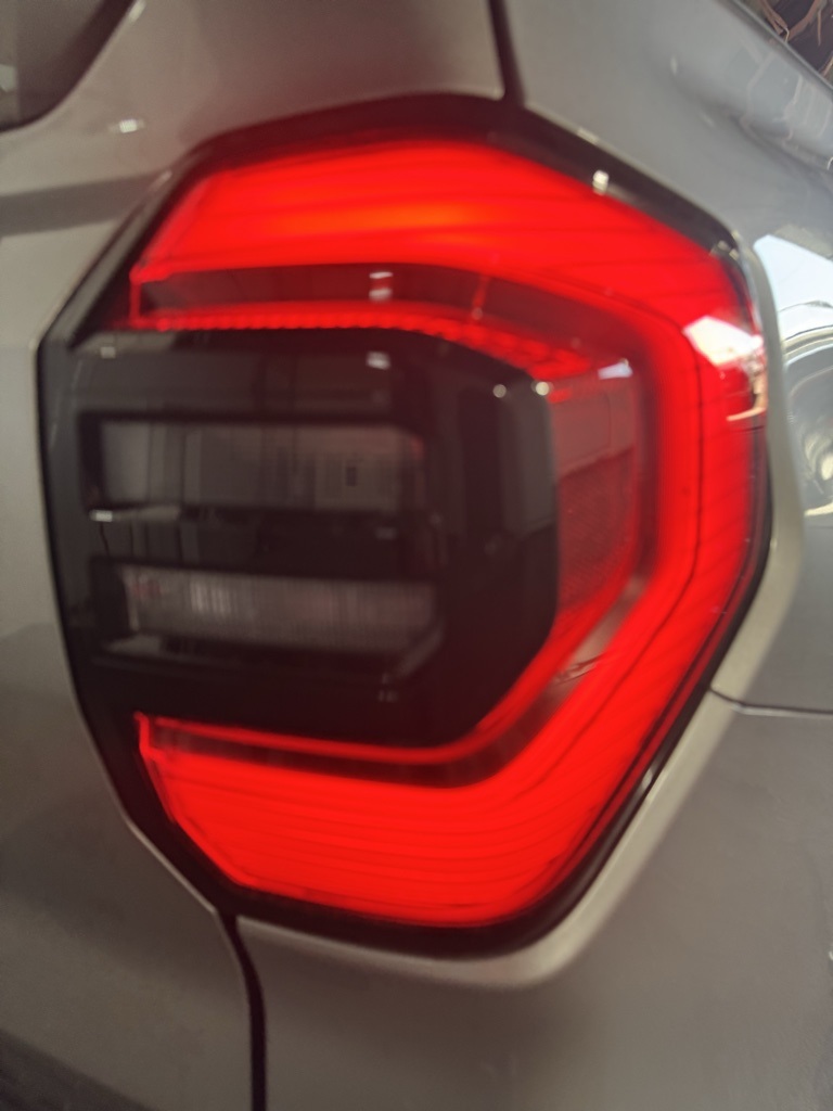 2025 Toyota 4Runner photo 14