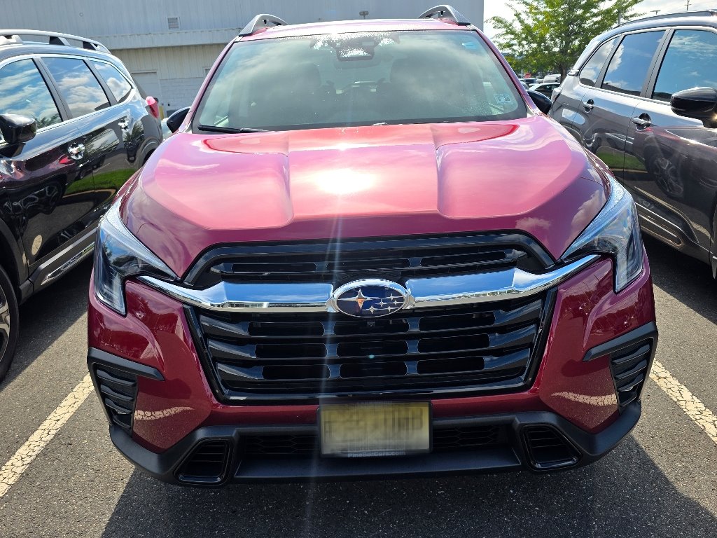 2025 Subaru Ascent Limited photo 2