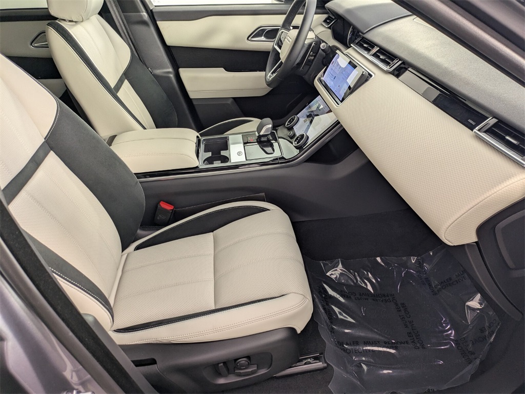 2023 Land Rover Range Rover Velar R-Dynamic S photo 29