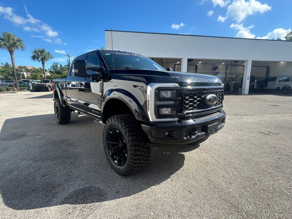2025 Ford F-250 photo 2