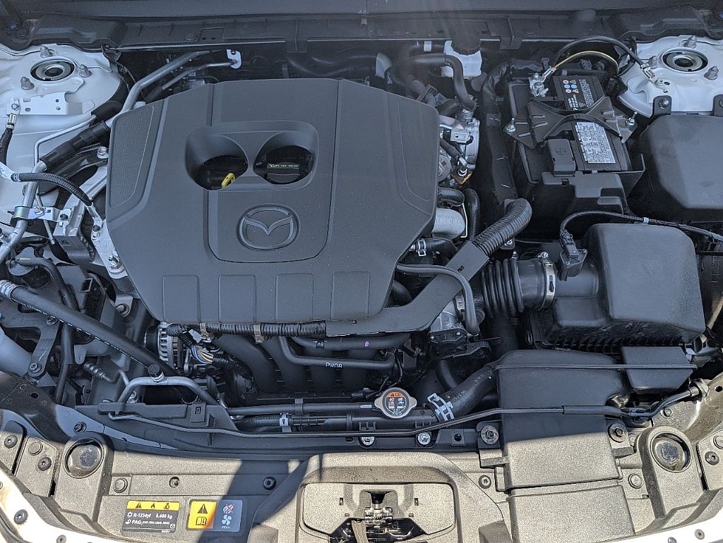 2025 Mazda CX-30 2.5 S Preferred photo 12