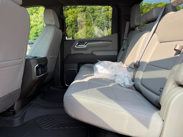 2026 Chevrolet Silverado 1500 LTZ photo 13