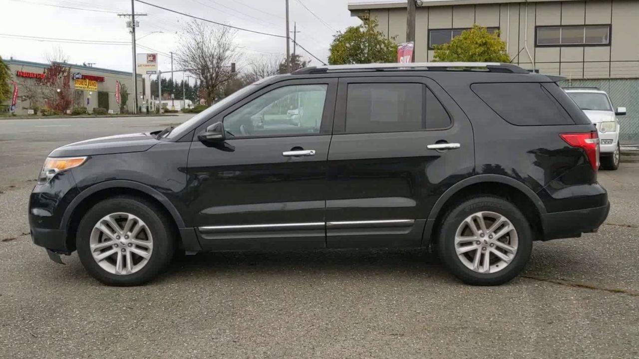 2013 Ford Explorer XLT photo 4