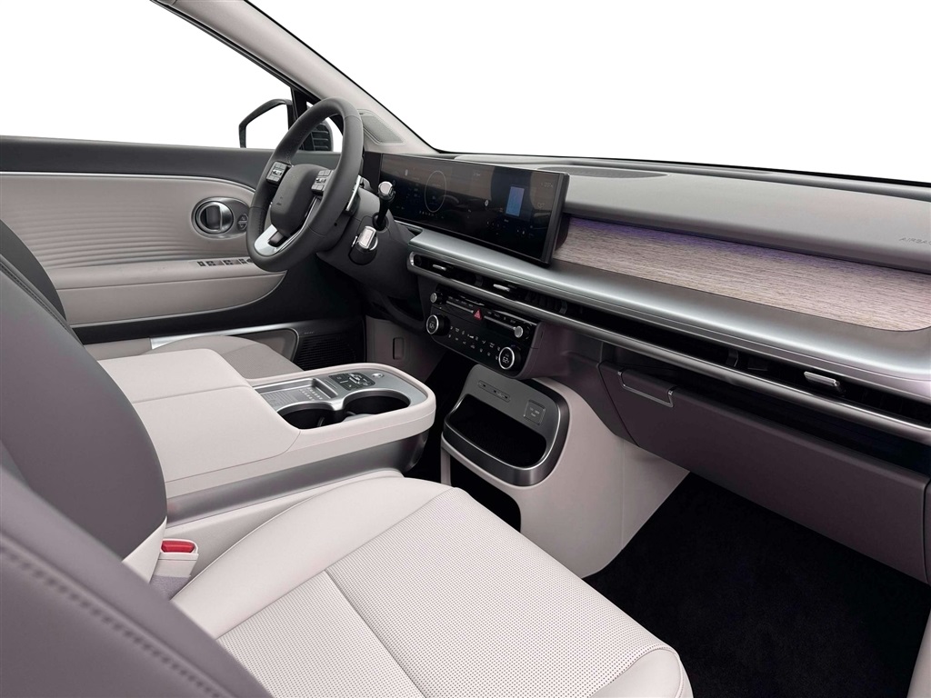 2026 Hyundai Ioniq Limited photo 15