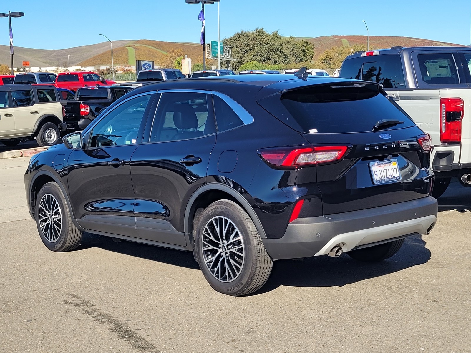 2023 Ford Escape Plug-In Hybrid Base photo 2