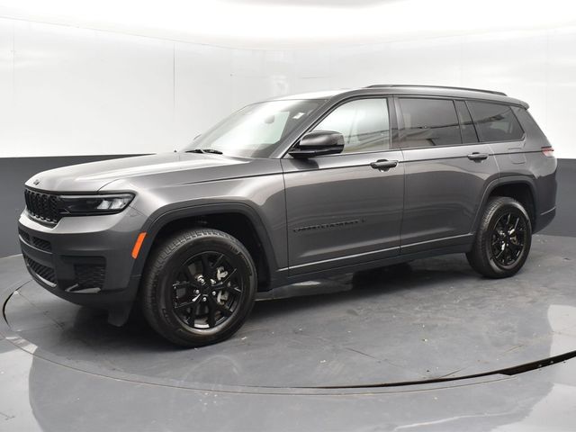 2024 Jeep Grand Cherokee Altitude photo 10