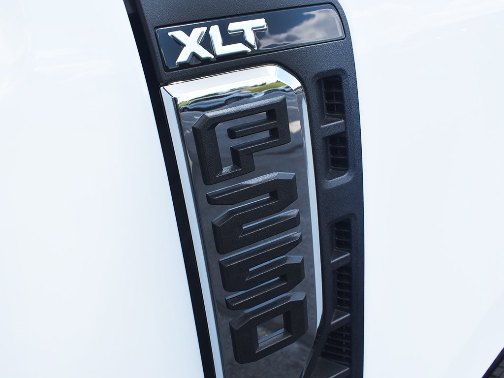 2026 Ford F-250 XLT photo 7