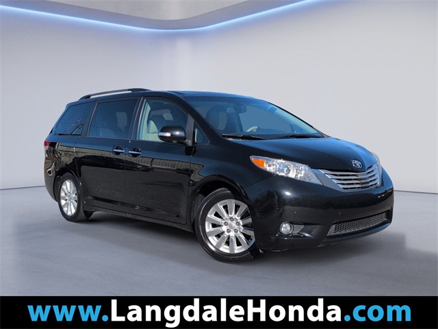2014 Toyota Sienna Limited's photo