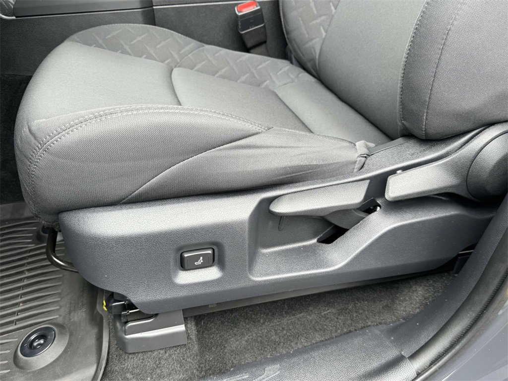 2024 Toyota Tacoma SR5 4x4 photo 16
