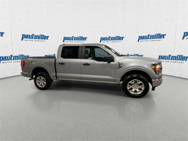 2023 Ford F-150 XLT photo 13