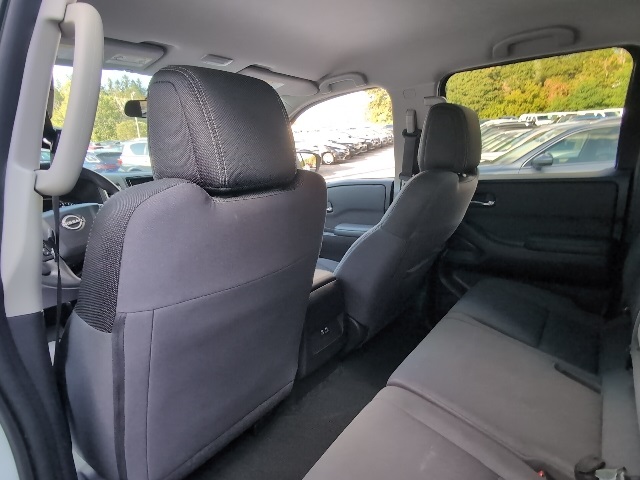 2023 Nissan Frontier SV photo 34