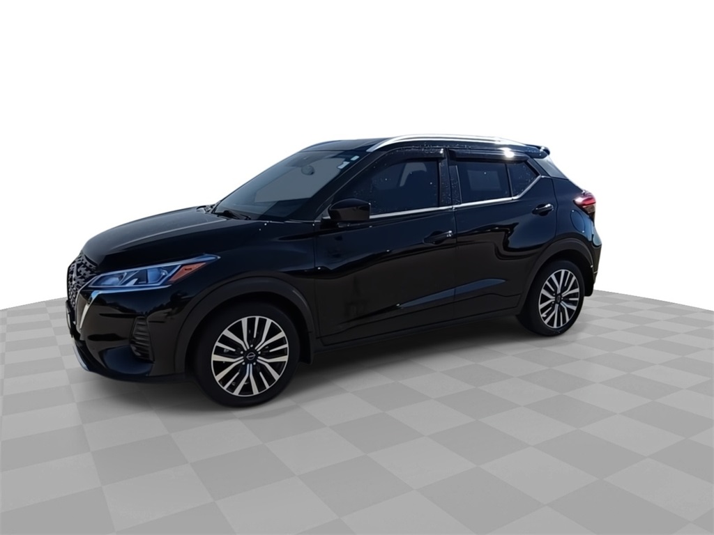 2022 Nissan Kicks SV photo 4