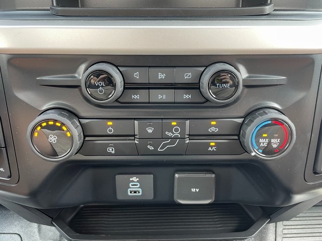 2024 Ford F-550 photo 21