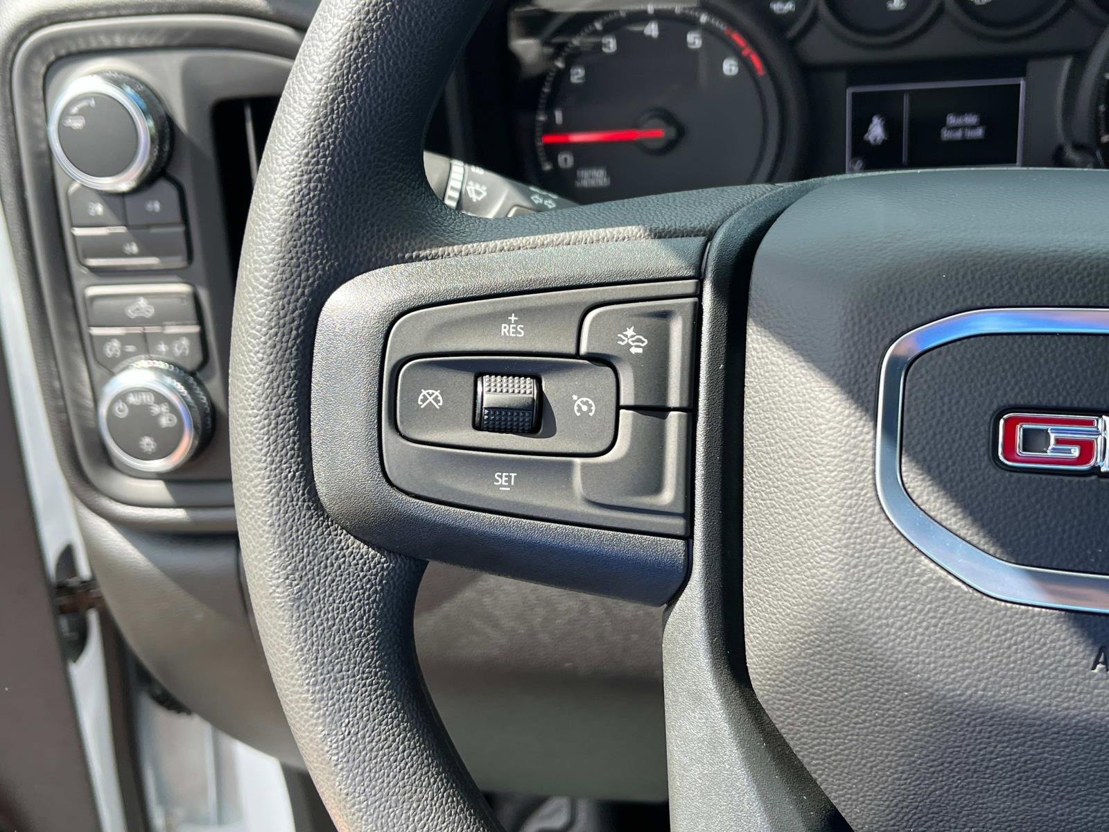 2026 Toyota RAV4 HD Pro photo 22