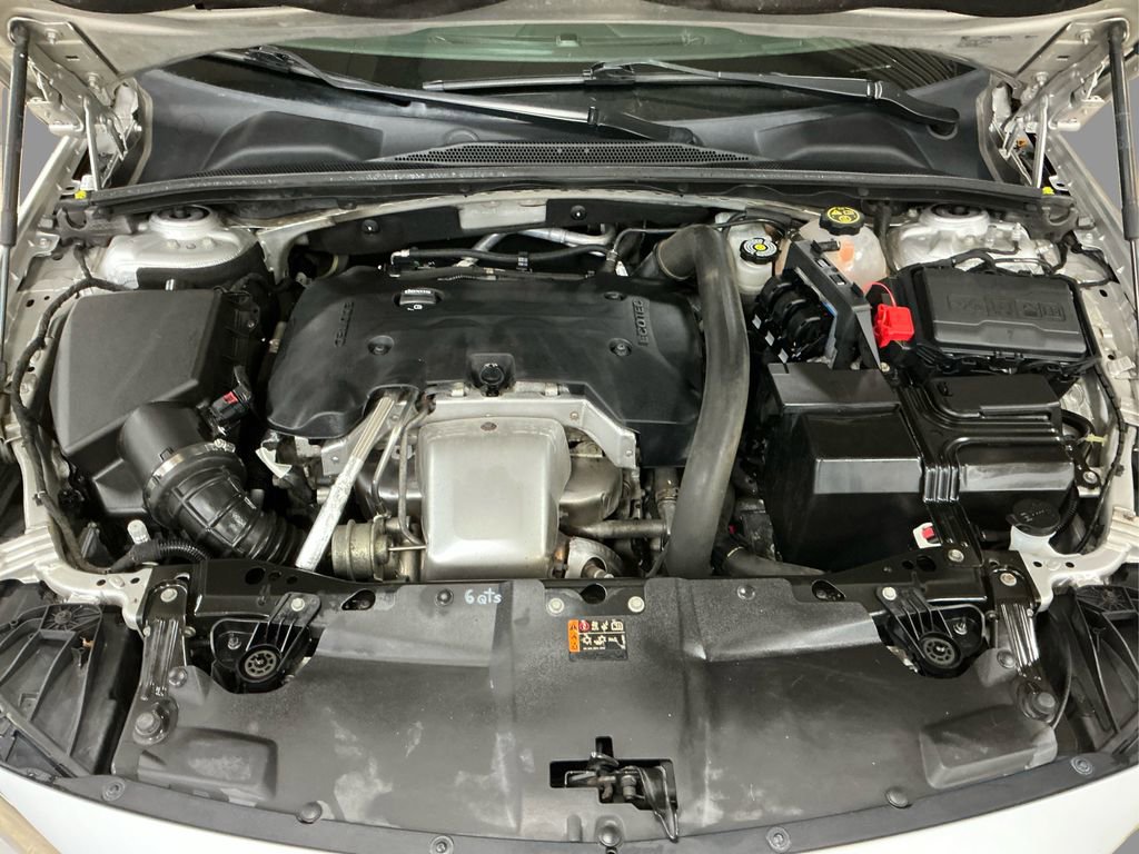2018 Buick Regal TourX Essence photo 12