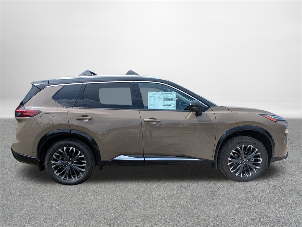 2025 Nissan Rogue Platinum photo 2