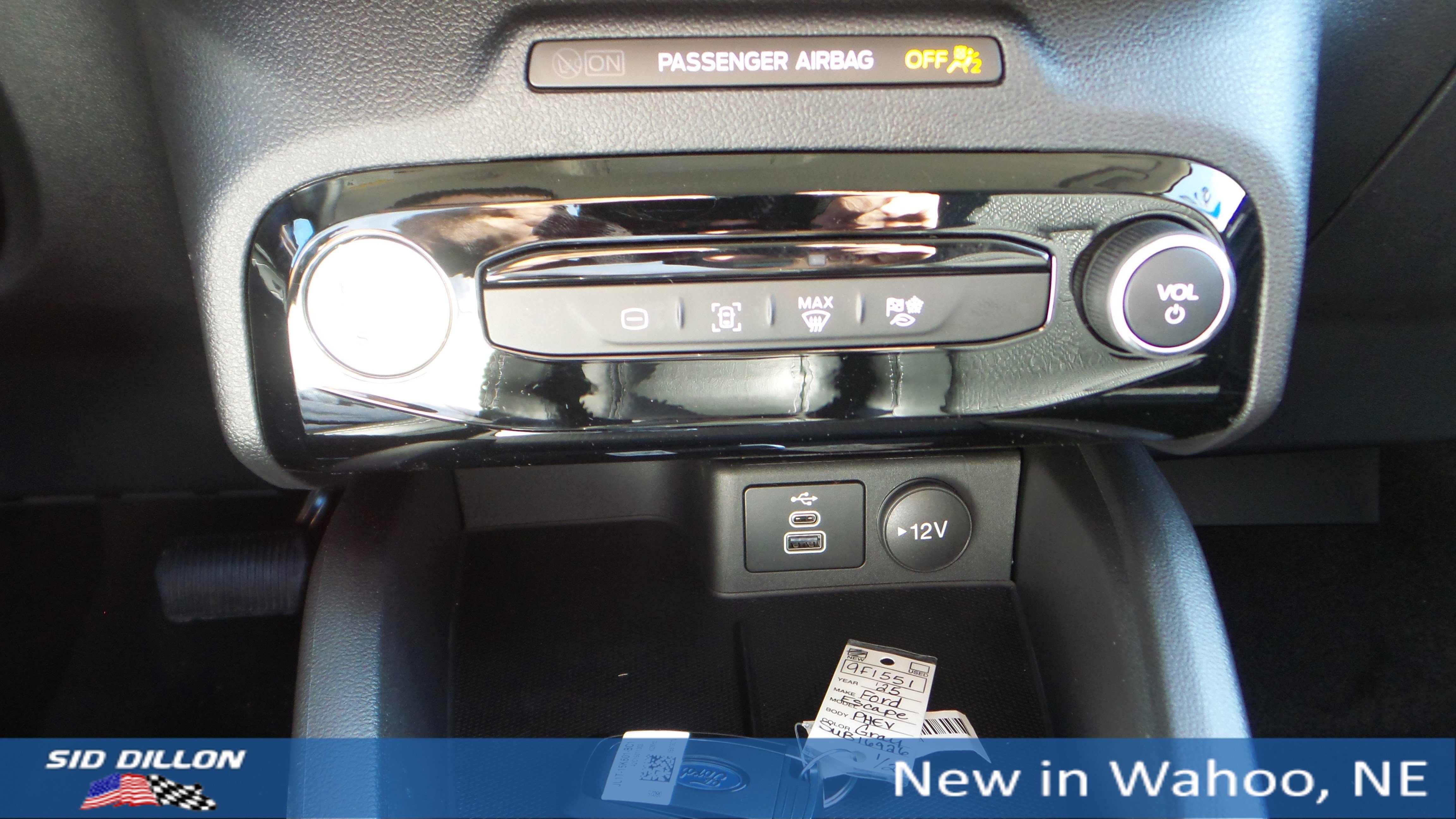 2025 Ford Escape Plug-In Hybrid photo 11