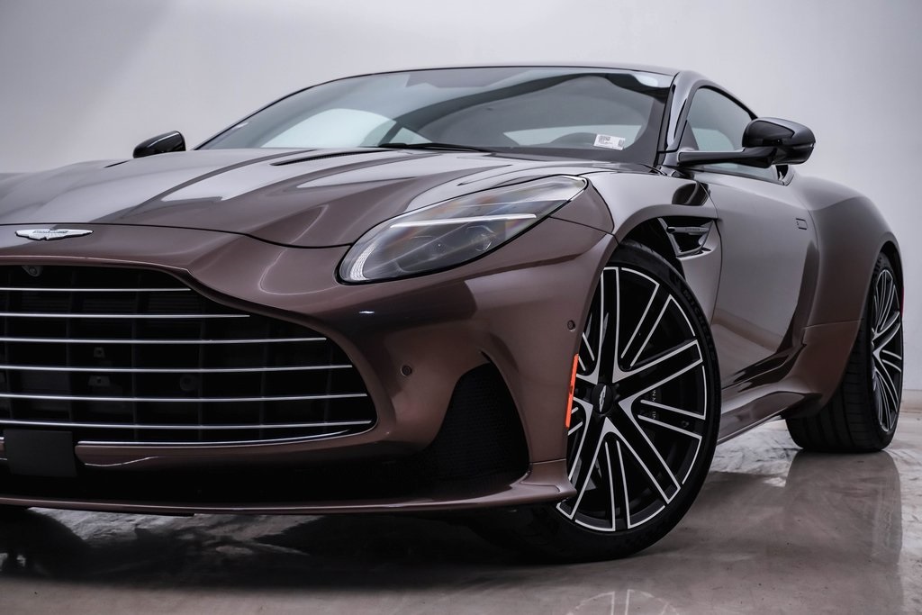 2024 Aston Martin DB12 AM5 photo 2