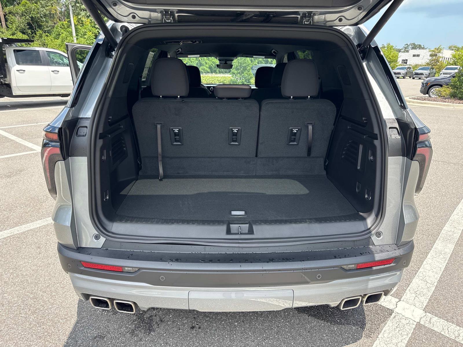 2026 Chevrolet Traverse LE photo 58
