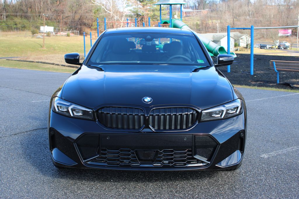 2026 Bmw 330i xDrive photo 3