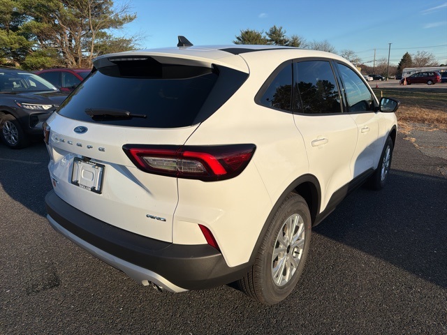 2026 Ford Escape Active photo 2