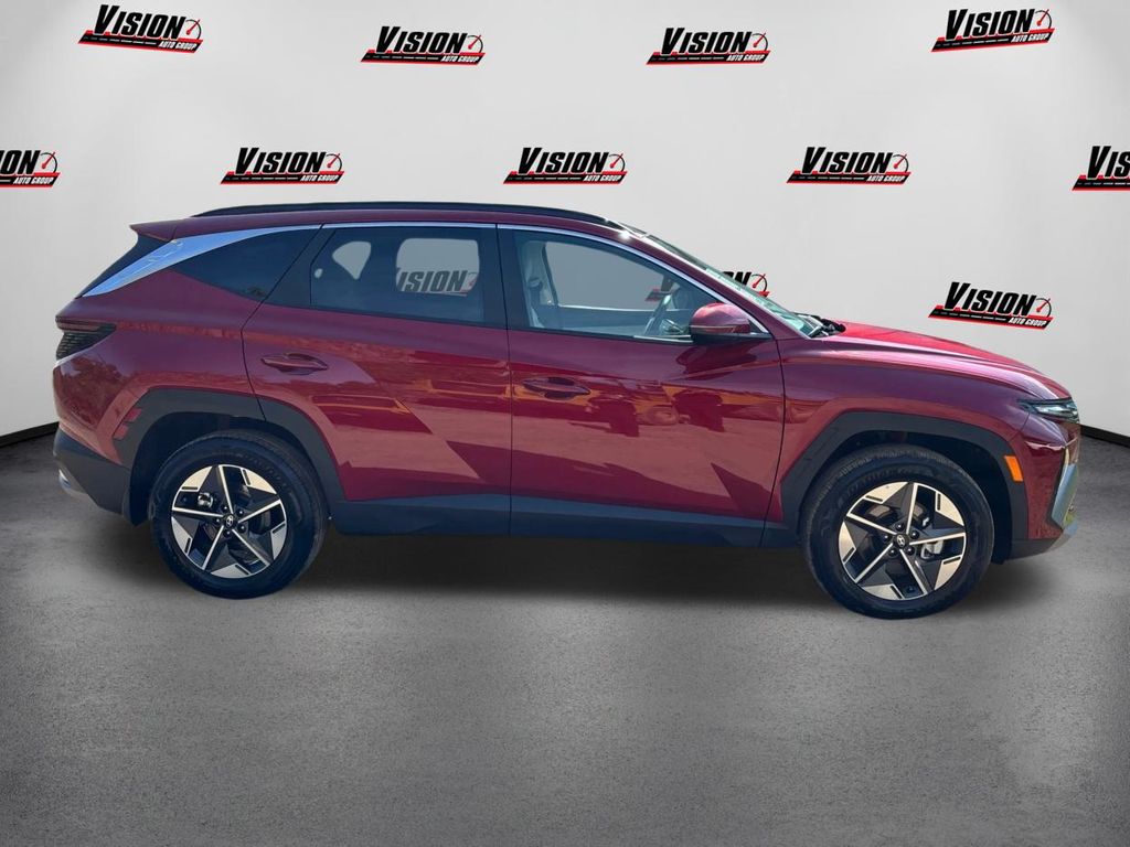 2025 Hyundai Tucson Hybrid SEL Convenience photo 4
