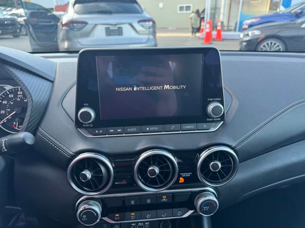 2024 Nissan Sentra SV photo 16