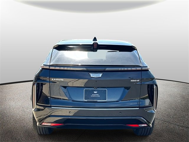 2025 Cadillac Lyriq Luxury photo 3