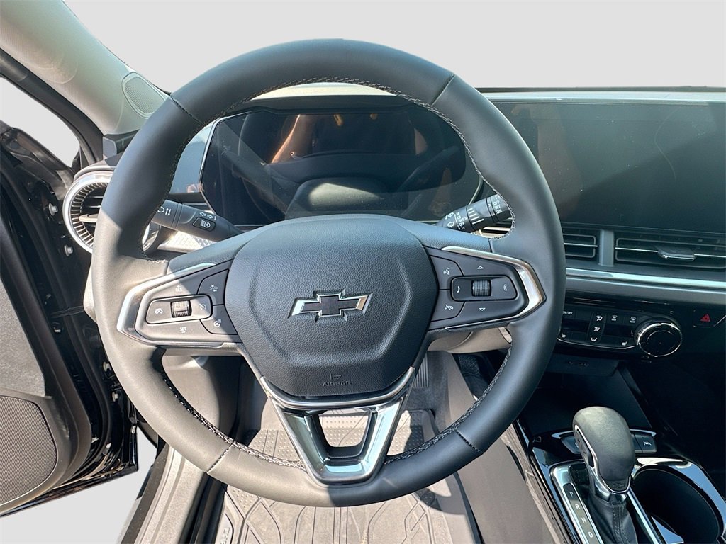 2025 Chevrolet Trax ACTIV photo 7