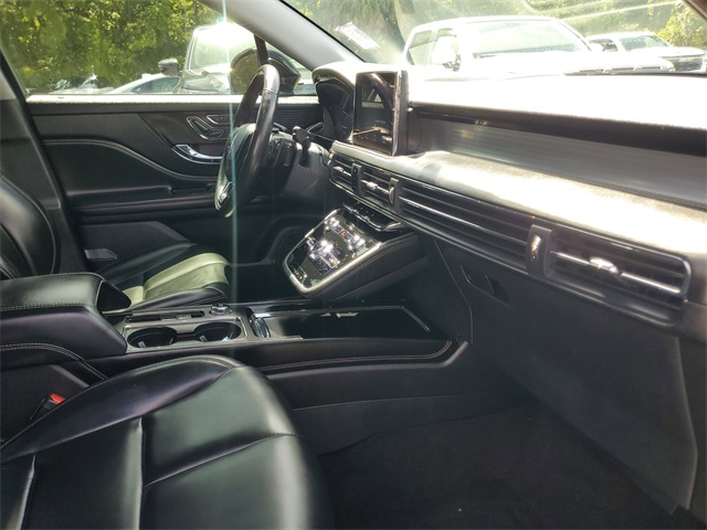2021 Lincoln Corsair Standard photo 32