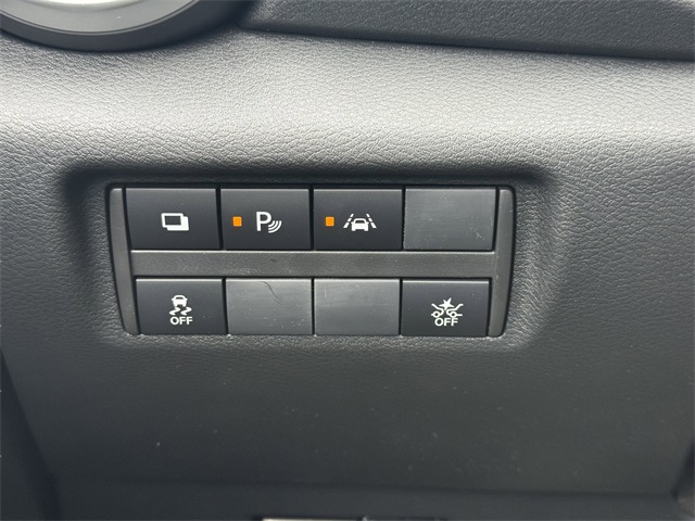 2025 Nissan Versa 1.6 S photo 28