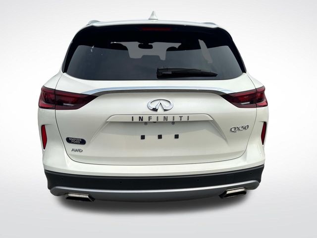 2022 Infiniti QX50 Luxe photo 4