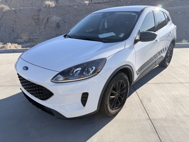 2022 Ford Escape SE's photo