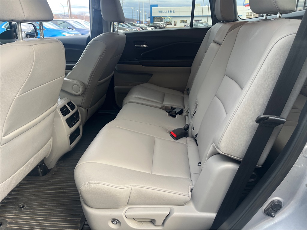 2018 Honda Pilot EX-L photo 4
