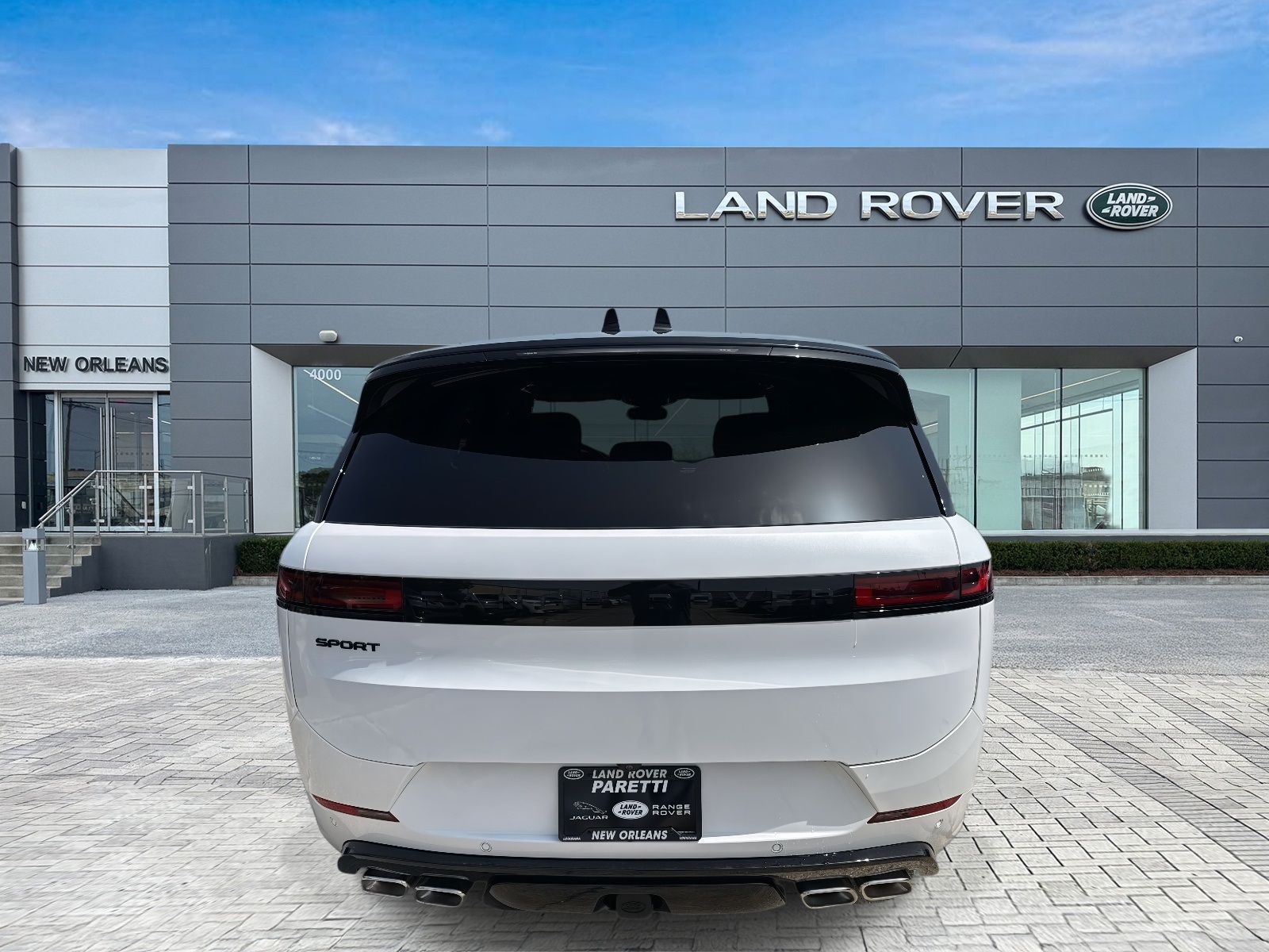 2025 Land Rover Range Rover Sport SE photo 2